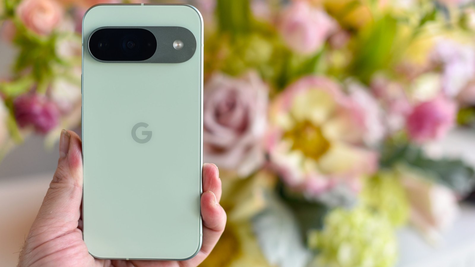 Google Gemini update makes asking the AI for assistance feel more like phoning a friend